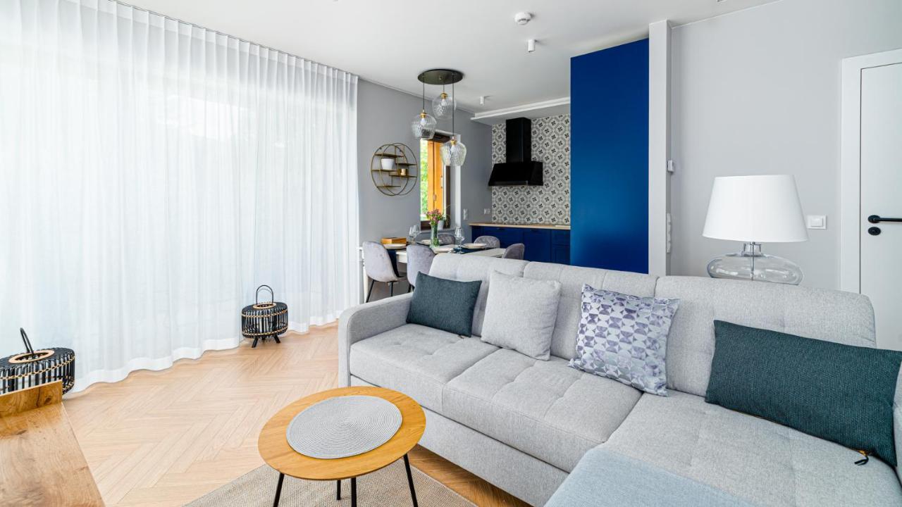 Stone Hill Apartament Sunrise シクラルスカ・ポレンバ エクステリア 写真