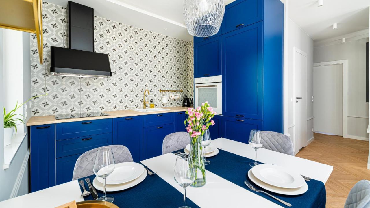 Stone Hill Apartament Sunrise シクラルスカ・ポレンバ エクステリア 写真
