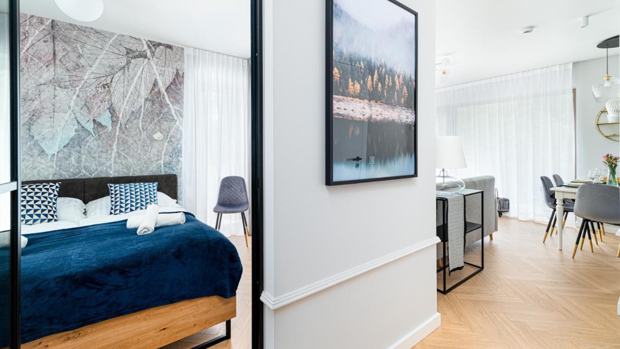 Stone Hill Apartament Sunrise シクラルスカ・ポレンバ エクステリア 写真