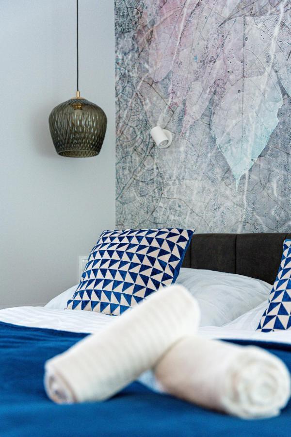 Stone Hill Apartament Sunrise シクラルスカ・ポレンバ エクステリア 写真