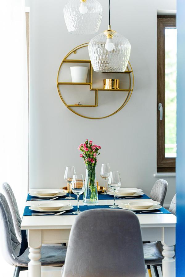 Stone Hill Apartament Sunrise シクラルスカ・ポレンバ エクステリア 写真